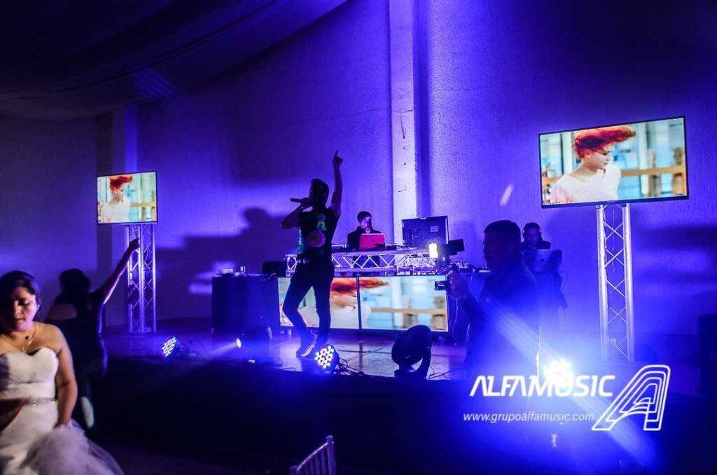 DJ, animación, alfamusic, pantallas